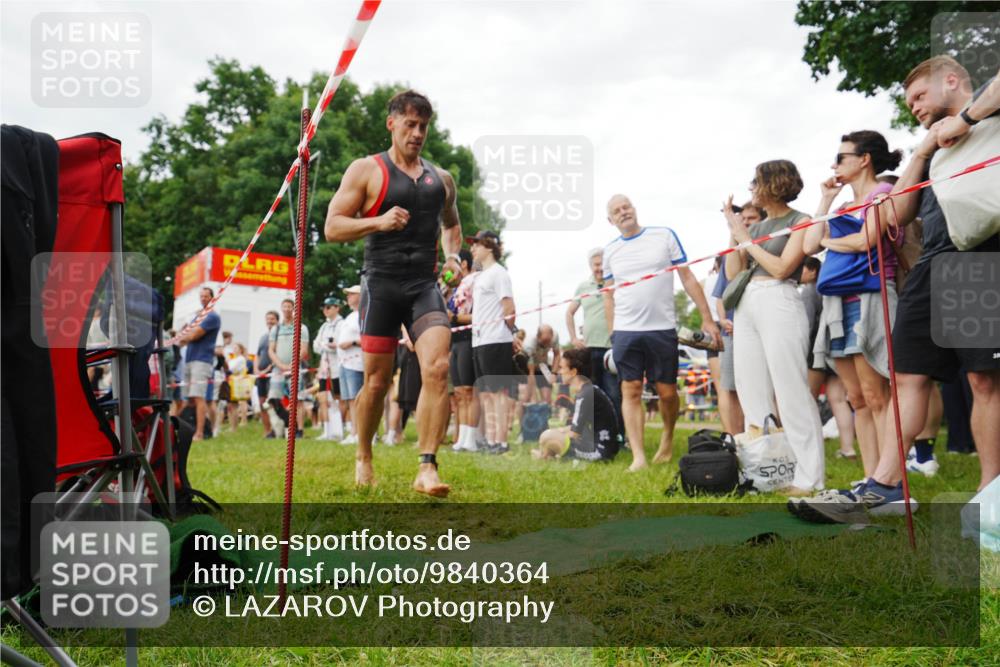 21.06.2026 - 29. Vierlanden-Triathlon LAZAROV Photography http://msf.ph/oto/9840364 21.06.2026 10:08:40 Schwimmen 403, 418, 422, 432, 476, 1356 meine-sportfotos.de