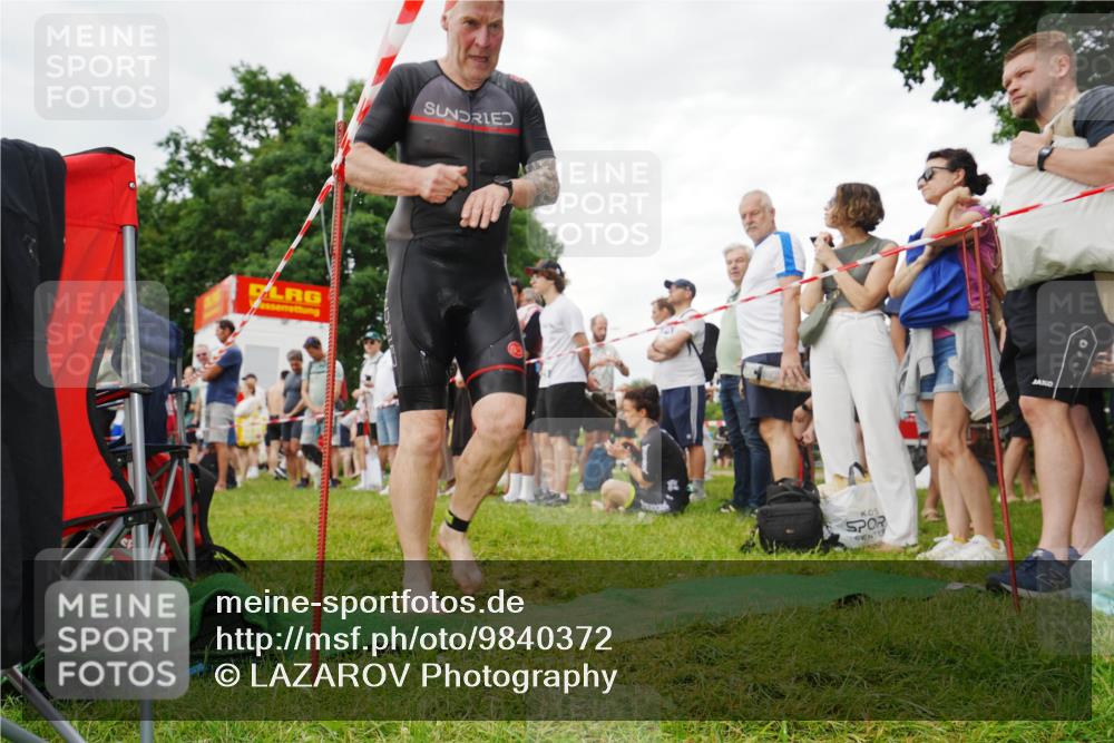 21.06.2026 - 29. Vierlanden-Triathlon LAZAROV Photography http://msf.ph/oto/9840372 21.06.2026 10:08:59 Schwimmen 455 meine-sportfotos.de