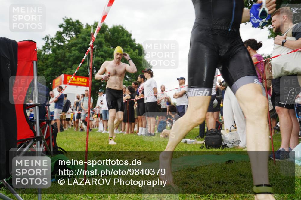 21.06.2026 - 29. Vierlanden-Triathlon LAZAROV Photography http://msf.ph/oto/9840379 21.06.2026 10:09:26 Schwimmen 406, 435, 439, 470 meine-sportfotos.de