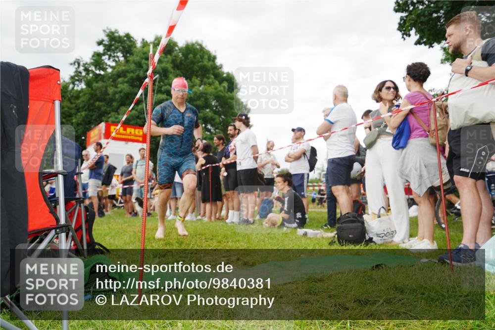 21.06.2026 - 29. Vierlanden-Triathlon LAZAROV Photography http://msf.ph/oto/9840381 21.06.2026 10:09:29 Schwimmen 406, 435, 439, 470 meine-sportfotos.de