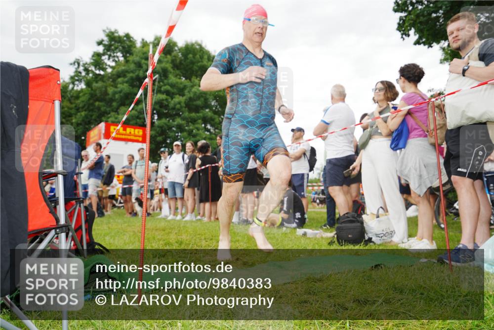 21.06.2026 - 29. Vierlanden-Triathlon LAZAROV Photography http://msf.ph/oto/9840383 21.06.2026 10:09:29 Schwimmen 406, 435, 439, 470 meine-sportfotos.de