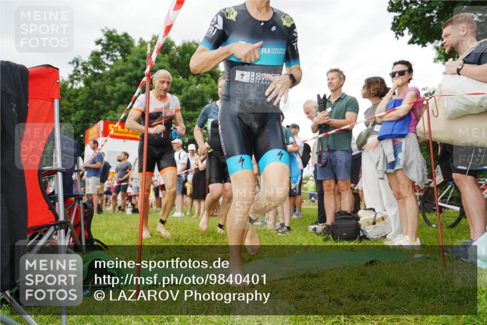 21.06.2026 - 29. Vierlanden-Triathlon LAZAROV Photography http://msf.ph/oto/9840401 21.06.2026 10:11:48 Schwimmen 402, 404, 426, 463 meine-sportfotos.de
