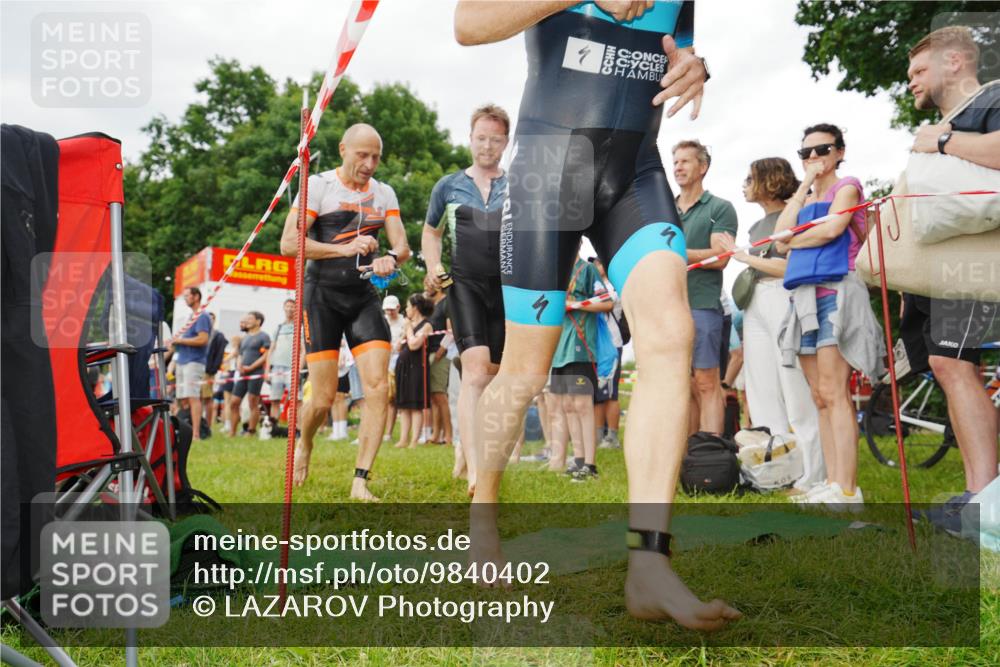 21.06.2026 - 29. Vierlanden-Triathlon LAZAROV Photography http://msf.ph/oto/9840402 21.06.2026 10:11:48 Schwimmen 402, 404, 426, 463 meine-sportfotos.de