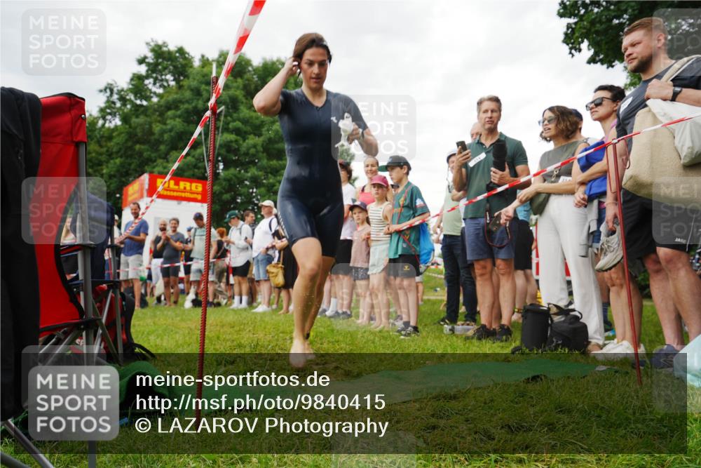 21.06.2026 - 29. Vierlanden-Triathlon LAZAROV Photography http://msf.ph/oto/9840415 21.06.2026 10:13:05 Schwimmen 396, 542 meine-sportfotos.de