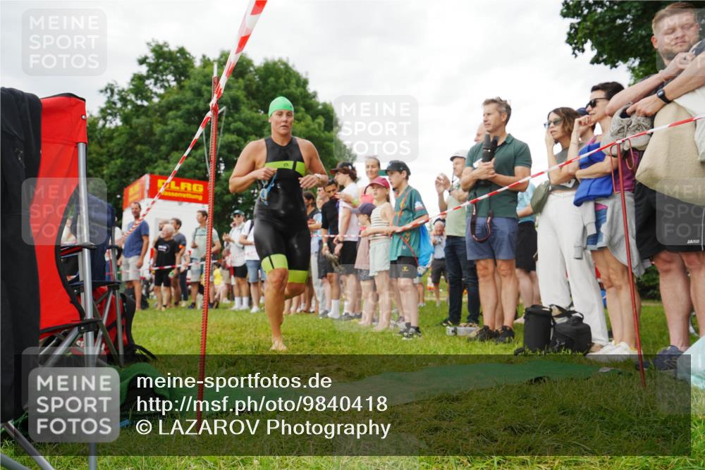 21.06.2026 - 29. Vierlanden-Triathlon LAZAROV Photography http://msf.ph/oto/9840418 21.06.2026 10:13:15 Schwimmen 549 meine-sportfotos.de