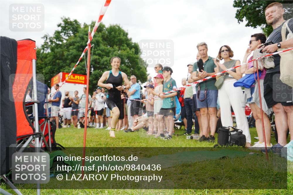 21.06.2026 - 29. Vierlanden-Triathlon LAZAROV Photography http://msf.ph/oto/9840436 21.06.2026 10:15:05 Schwimmen 509, 545 meine-sportfotos.de
