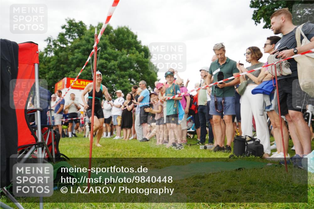 21.06.2026 - 29. Vierlanden-Triathlon LAZAROV Photography http://msf.ph/oto/9840448 21.06.2026 10:15:30 Schwimmen 496, 564, 584, 614, 621 meine-sportfotos.de