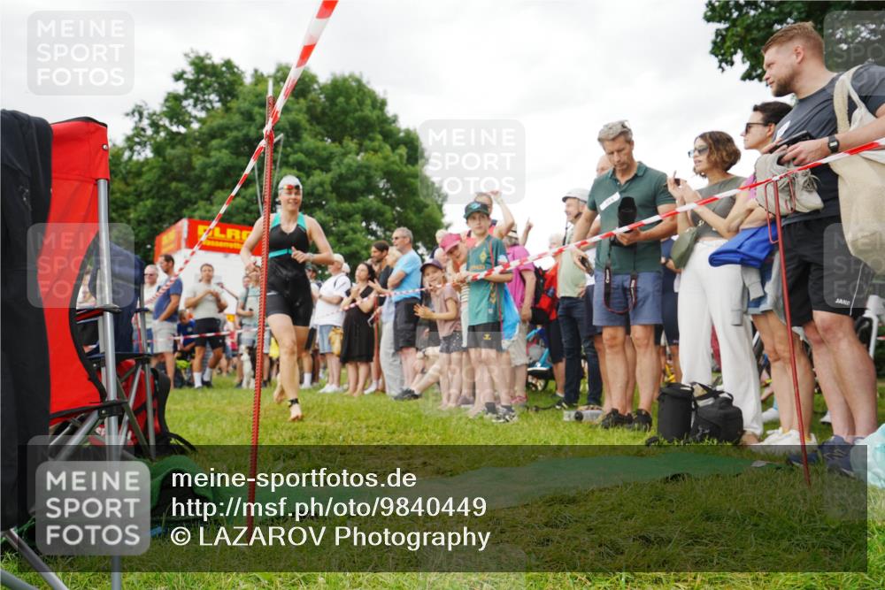 21.06.2026 - 29. Vierlanden-Triathlon LAZAROV Photography http://msf.ph/oto/9840449 21.06.2026 10:15:30 Schwimmen 496, 564, 584, 614, 621 meine-sportfotos.de