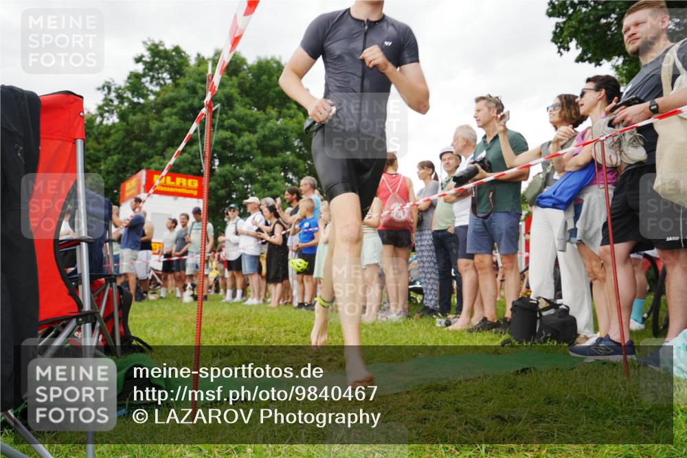 21.06.2026 - 29. Vierlanden-Triathlon LAZAROV Photography http://msf.ph/oto/9840467 21.06.2026 10:16:33 Schwimmen 383, 441 meine-sportfotos.de