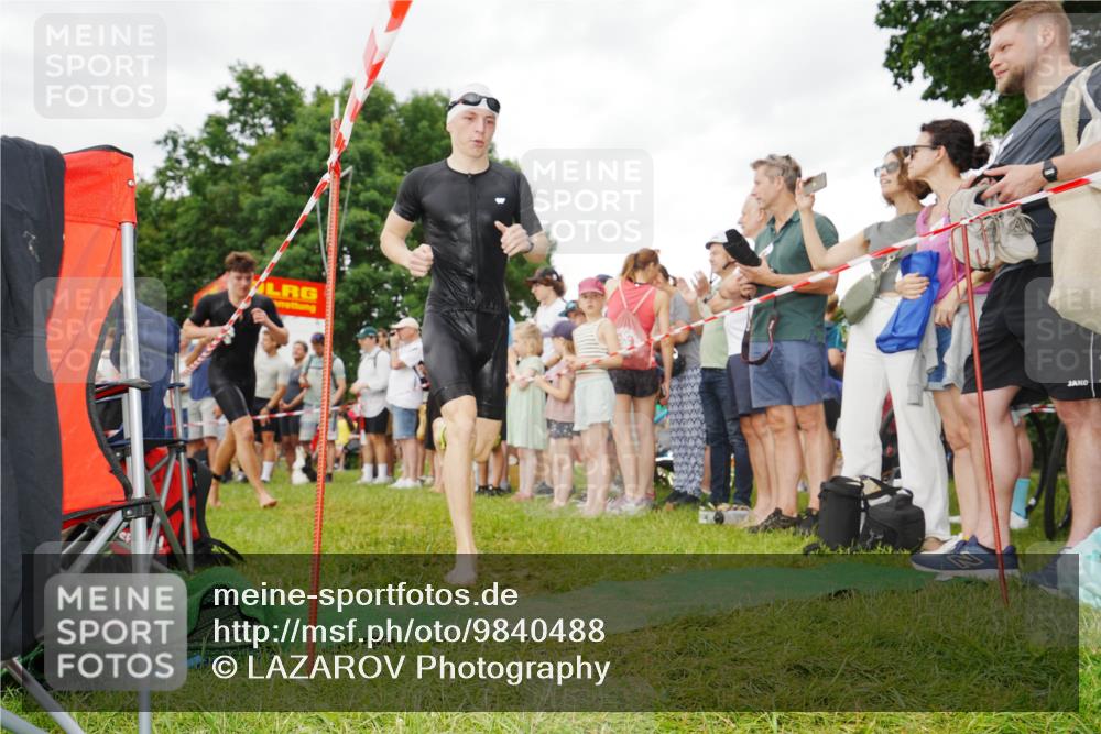 21.06.2026 - 29. Vierlanden-Triathlon LAZAROV Photography http://msf.ph/oto/9840488 21.06.2026 10:16:55 Schwimmen 328, 388, 506, 538, 604, 613, 622 meine-sportfotos.de