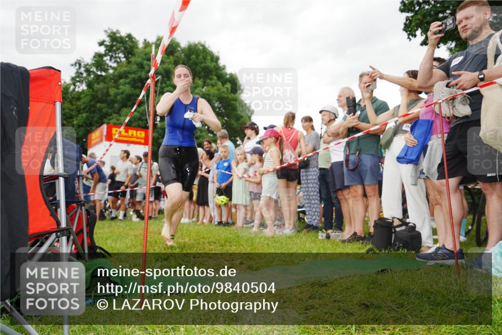 21.06.2026 - 29. Vierlanden-Triathlon LAZAROV Photography http://msf.ph/oto/9840504 21.06.2026 10:17:08 Schwimmen 374, 485, 515, 536 meine-sportfotos.de