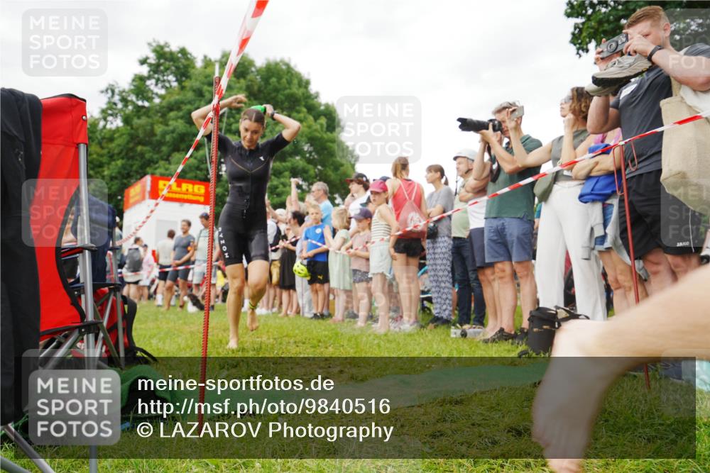 21.06.2026 - 29. Vierlanden-Triathlon LAZAROV Photography http://msf.ph/oto/9840516 21.06.2026 10:17:22 Schwimmen 386, 488, 521, 530, 533, 574, 591, 602, 625 meine-sportfotos.de