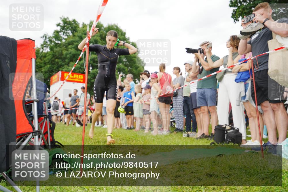 21.06.2026 - 29. Vierlanden-Triathlon LAZAROV Photography http://msf.ph/oto/9840517 21.06.2026 10:17:23 Schwimmen 386, 488, 521, 530, 533, 574, 591, 602, 625 meine-sportfotos.de