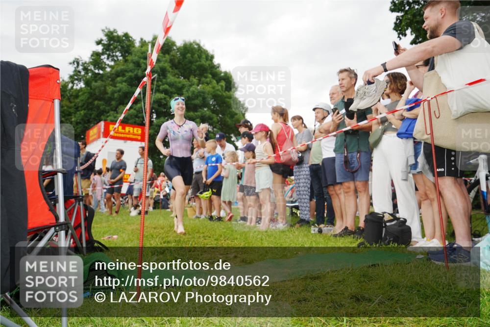 21.06.2026 - 29. Vierlanden-Triathlon LAZAROV Photography http://msf.ph/oto/9840562 21.06.2026 10:18:05 Schwimmen 481, 553, 557, 563 meine-sportfotos.de