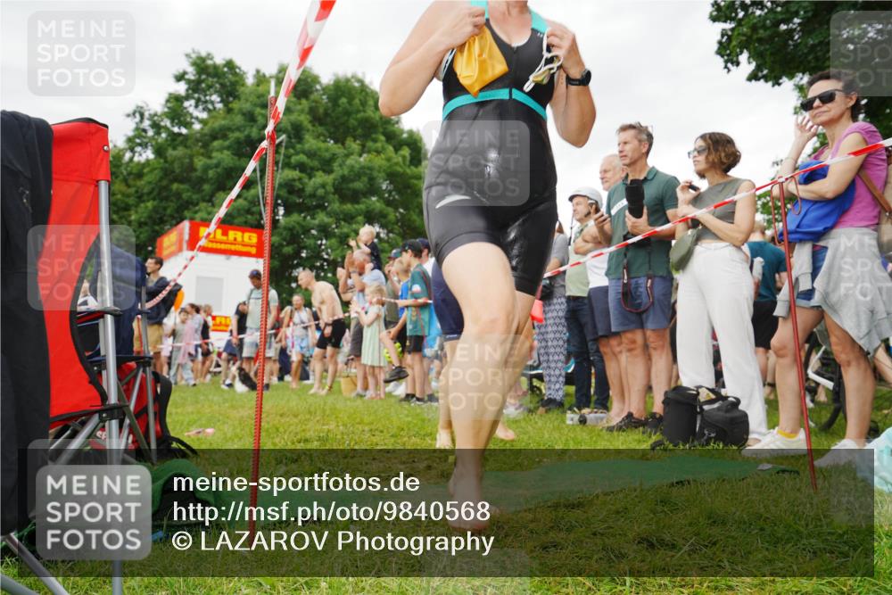21.06.2026 - 29. Vierlanden-Triathlon LAZAROV Photography http://msf.ph/oto/9840568 21.06.2026 10:18:11 Schwimmen 514, 557, 563, 565 meine-sportfotos.de