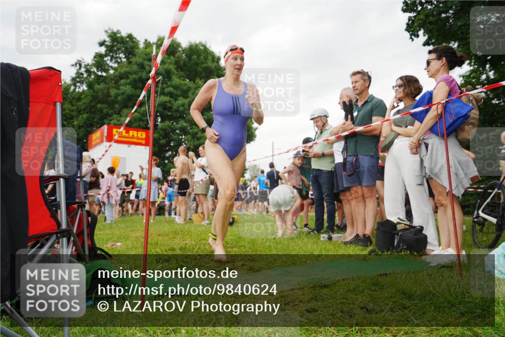 21.06.2026 - 29. Vierlanden-Triathlon LAZAROV Photography http://msf.ph/oto/9840624 21.06.2026 10:19:11 Schwimmen 355, 497, 512, 561, 570, 595, 615 meine-sportfotos.de
