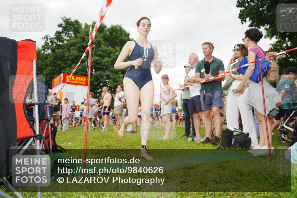 21.06.2026 - 29. Vierlanden-Triathlon LAZAROV Photography http://msf.ph/oto/9840626 21.06.2026 10:19:15 Schwimmen 497, 512, 519, 535, 561, 595, 615 meine-sportfotos.de