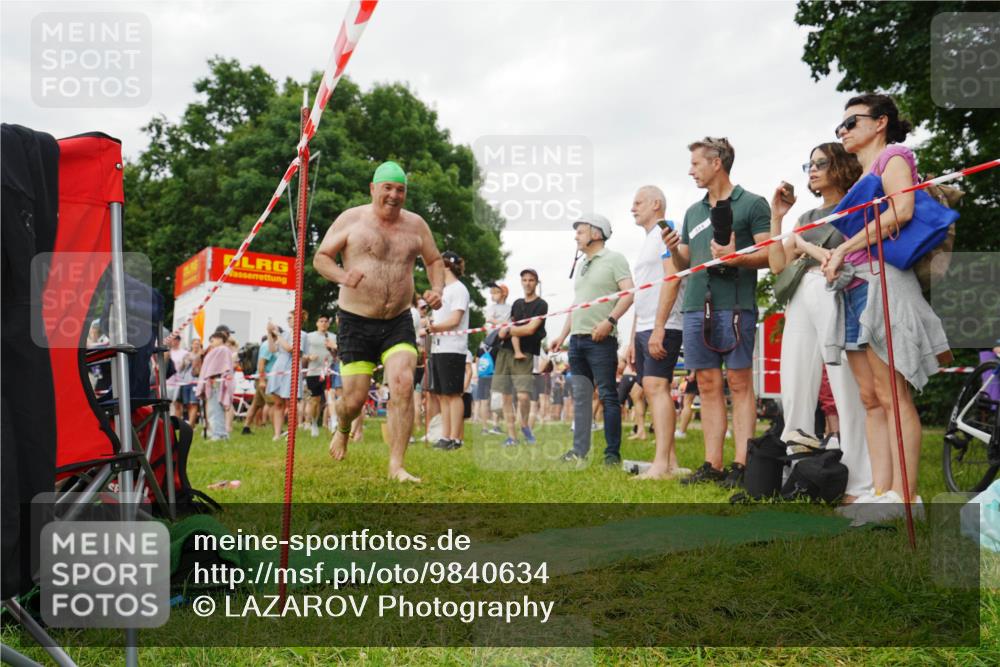 21.06.2026 - 29. Vierlanden-Triathlon LAZAROV Photography http://msf.ph/oto/9840634 21.06.2026 10:19:27 Schwimmen 519, 535, 546, 624 meine-sportfotos.de