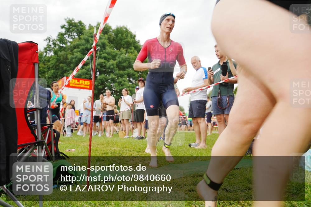 21.06.2026 - 29. Vierlanden-Triathlon LAZAROV Photography http://msf.ph/oto/9840660 21.06.2026 10:19:46 Schwimmen 498, 505, 523, 534, 566, 579, 580, 581, 594, 1357 meine-sportfotos.de