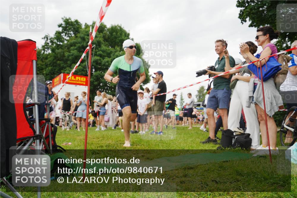 21.06.2026 - 29. Vierlanden-Triathlon LAZAROV Photography http://msf.ph/oto/9840671 21.06.2026 10:20:07 Schwimmen 304, 314, 484, 568, 586 meine-sportfotos.de