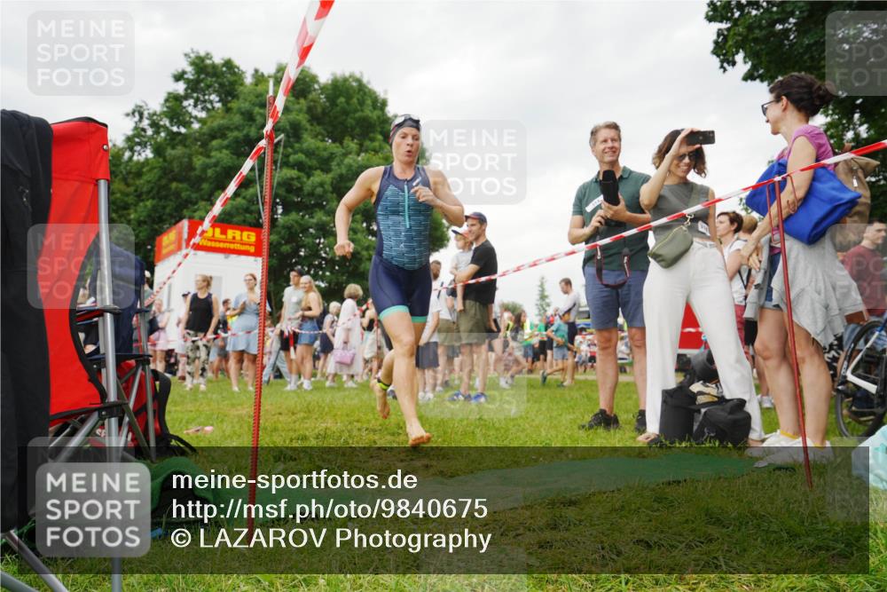 21.06.2026 - 29. Vierlanden-Triathlon LAZAROV Photography http://msf.ph/oto/9840675 21.06.2026 10:20:08 Schwimmen 304, 314, 484 meine-sportfotos.de