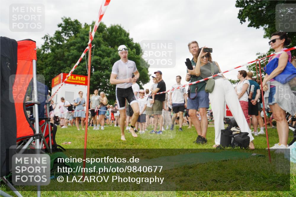 21.06.2026 - 29. Vierlanden-Triathlon LAZAROV Photography http://msf.ph/oto/9840677 21.06.2026 10:20:11 Schwimmen 304, 314, 484 meine-sportfotos.de