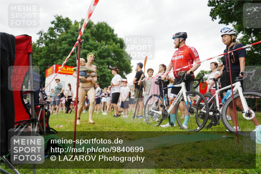 21.06.2026 - 29. Vierlanden-Triathlon LAZAROV Photography http://msf.ph/oto/9840699 21.06.2026 10:20:53 Schwimmen 612 meine-sportfotos.de
