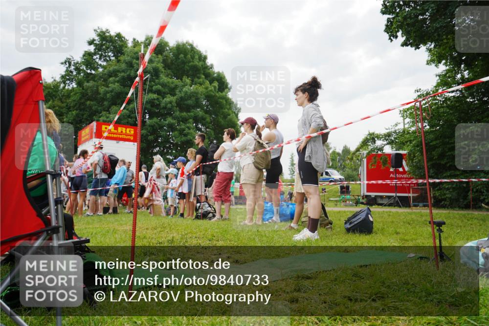 21.06.2026 - 29. Vierlanden-Triathlon LAZAROV Photography http://msf.ph/oto/9840733 21.06.2026 10:30:19 Schwimmen  meine-sportfotos.de