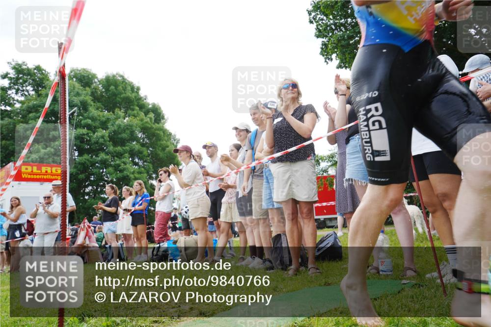 21.06.2026 - 29. Vierlanden-Triathlon LAZAROV Photography http://msf.ph/oto/9840766 21.06.2026 10:56:36 Schwimmen 654 meine-sportfotos.de