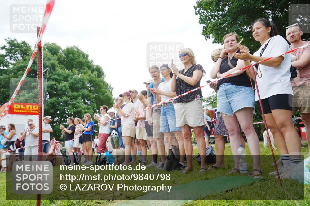 21.06.2026 - 29. Vierlanden-Triathlon LAZAROV Photography http://msf.ph/oto/9840798 21.06.2026 10:57:59 Schwimmen 650, 689 meine-sportfotos.de
