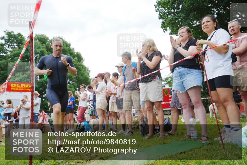 21.06.2026 - 29. Vierlanden-Triathlon LAZAROV Photography http://msf.ph/oto/9840819 21.06.2026 10:58:08 Schwimmen 640, 650, 666, 674 meine-sportfotos.de