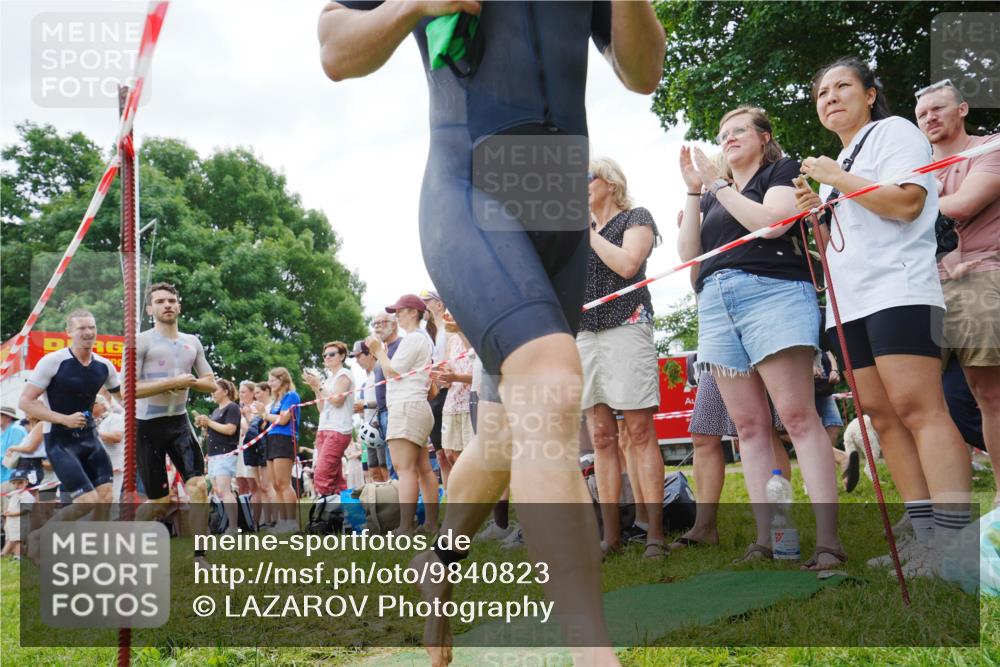 21.06.2026 - 29. Vierlanden-Triathlon LAZAROV Photography http://msf.ph/oto/9840823 21.06.2026 10:58:08 Schwimmen 640, 650, 666, 674 meine-sportfotos.de