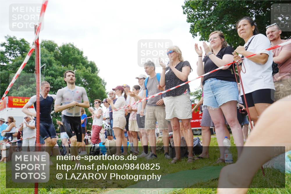 21.06.2026 - 29. Vierlanden-Triathlon LAZAROV Photography http://msf.ph/oto/9840825 21.06.2026 10:58:09 Schwimmen 640, 650, 666, 674 meine-sportfotos.de