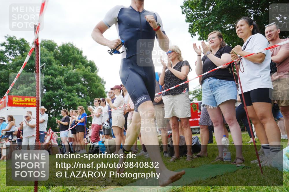 21.06.2026 - 29. Vierlanden-Triathlon LAZAROV Photography http://msf.ph/oto/9840832 21.06.2026 10:58:10 Schwimmen 640, 650, 666, 674 meine-sportfotos.de
