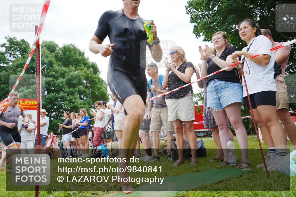 21.06.2026 - 29. Vierlanden-Triathlon LAZAROV Photography http://msf.ph/oto/9840841 21.06.2026 10:58:18 Schwimmen 666, 668, 674, 715, 719 meine-sportfotos.de