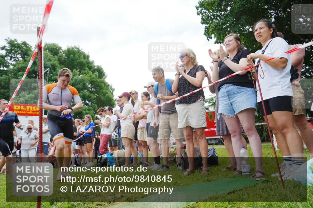 21.06.2026 - 29. Vierlanden-Triathlon LAZAROV Photography http://msf.ph/oto/9840845 21.06.2026 10:58:19 Schwimmen 668, 674, 715, 719 meine-sportfotos.de