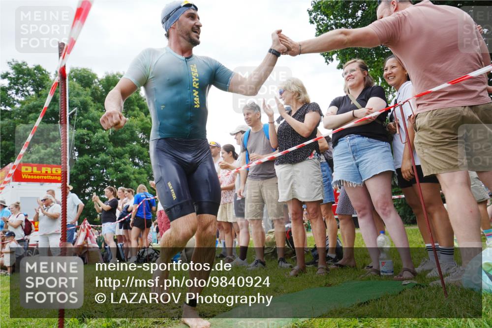 21.06.2026 - 29. Vierlanden-Triathlon LAZAROV Photography http://msf.ph/oto/9840924 21.06.2026 10:58:48 Schwimmen 630, 675, 699, 721, 745 meine-sportfotos.de