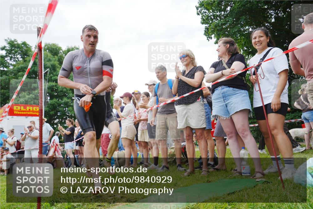 21.06.2026 - 29. Vierlanden-Triathlon LAZAROV Photography http://msf.ph/oto/9840929 21.06.2026 10:58:50 Schwimmen 630, 675, 681, 699, 721, 745 meine-sportfotos.de