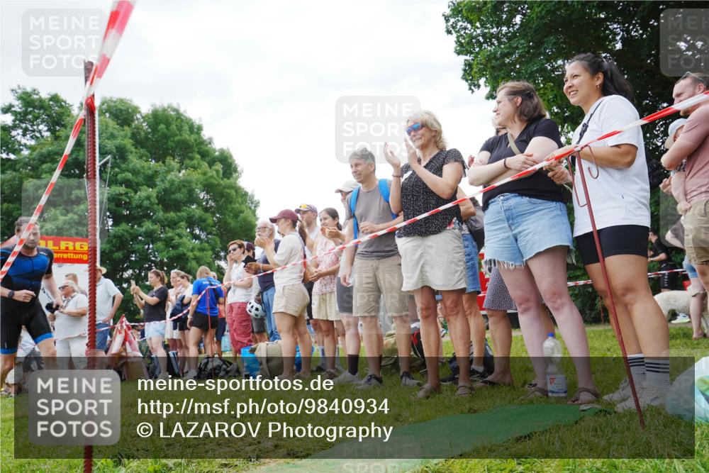 21.06.2026 - 29. Vierlanden-Triathlon LAZAROV Photography http://msf.ph/oto/9840934 21.06.2026 10:58:52 Schwimmen 630, 675, 681, 699, 721, 745 meine-sportfotos.de
