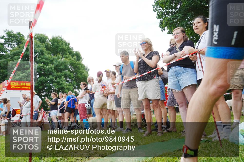 21.06.2026 - 29. Vierlanden-Triathlon LAZAROV Photography http://msf.ph/oto/9840945 21.06.2026 10:58:54 Schwimmen 630, 681, 699, 721, 745 meine-sportfotos.de
