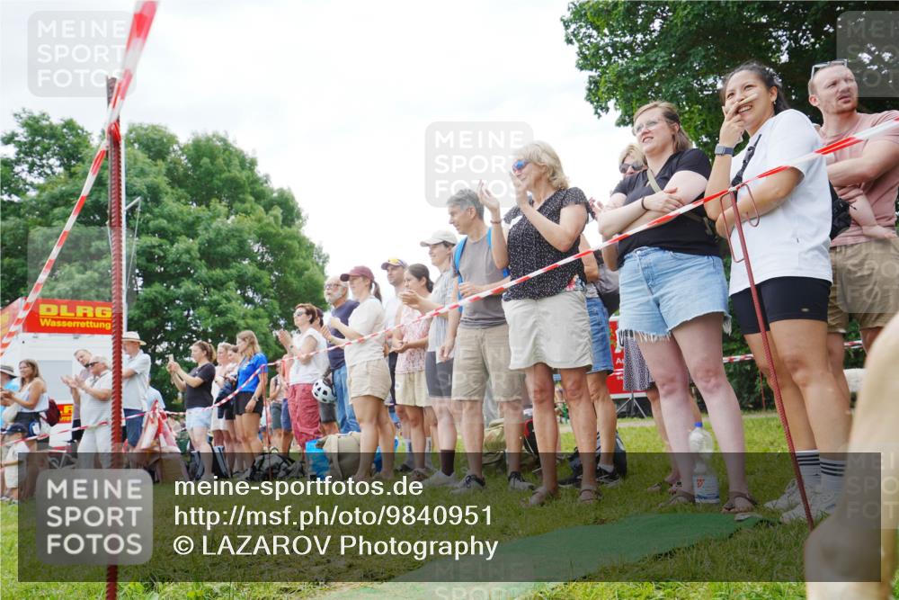 21.06.2026 - 29. Vierlanden-Triathlon LAZAROV Photography http://msf.ph/oto/9840951 21.06.2026 10:59:03 Schwimmen 653 meine-sportfotos.de