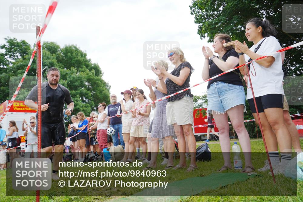 21.06.2026 - 29. Vierlanden-Triathlon LAZAROV Photography http://msf.ph/oto/9840963 21.06.2026 11:00:01 Schwimmen 724 meine-sportfotos.de
