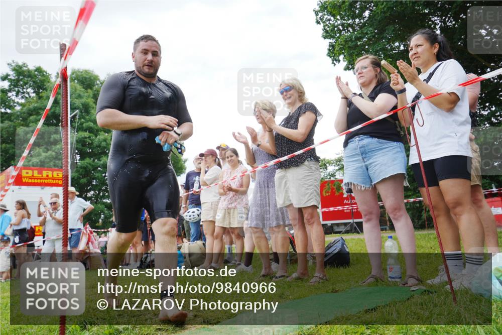 21.06.2026 - 29. Vierlanden-Triathlon LAZAROV Photography http://msf.ph/oto/9840966 21.06.2026 11:00:01 Schwimmen 724 meine-sportfotos.de