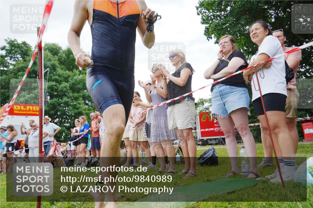 21.06.2026 - 29. Vierlanden-Triathlon LAZAROV Photography http://msf.ph/oto/9840989 21.06.2026 11:01:48 Schwimmen 673 meine-sportfotos.de