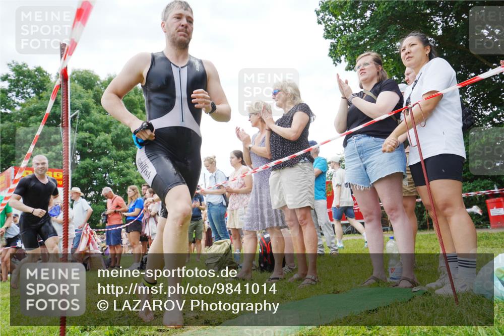 21.06.2026 - 29. Vierlanden-Triathlon LAZAROV Photography http://msf.ph/oto/9841014 21.06.2026 11:02:58 Schwimmen 659, 688, 720, 757 meine-sportfotos.de