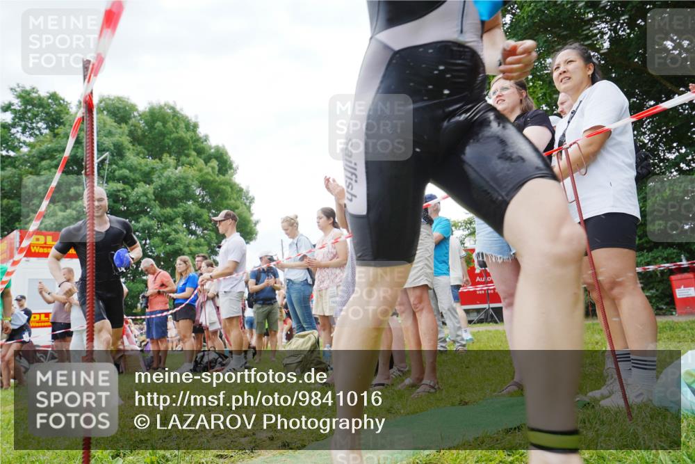 21.06.2026 - 29. Vierlanden-Triathlon LAZAROV Photography http://msf.ph/oto/9841016 21.06.2026 11:02:58 Schwimmen 659, 688, 720, 757 meine-sportfotos.de