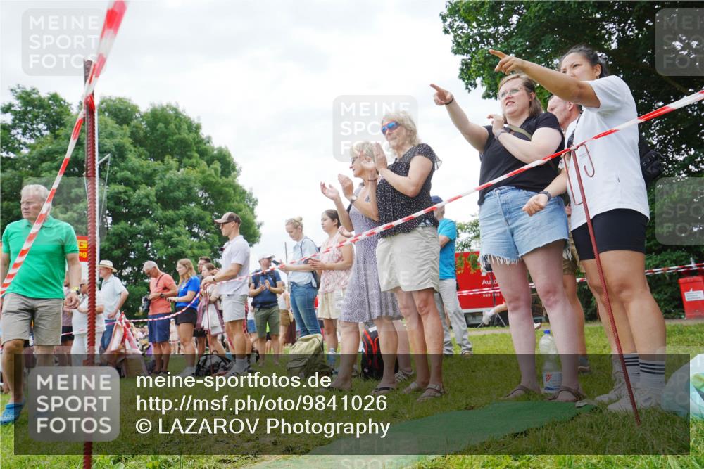 21.06.2026 - 29. Vierlanden-Triathlon LAZAROV Photography http://msf.ph/oto/9841026 21.06.2026 11:03:00 Schwimmen 659, 688, 705, 720, 757 meine-sportfotos.de