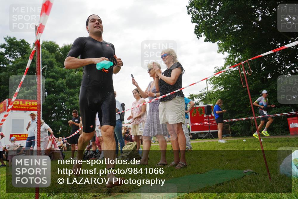21.06.2026 - 29. Vierlanden-Triathlon LAZAROV Photography http://msf.ph/oto/9841066 21.06.2026 11:06:28 Schwimmen 628 meine-sportfotos.de