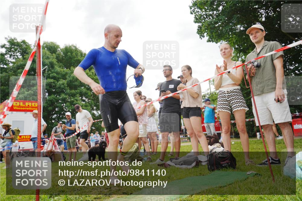 21.06.2026 - 29. Vierlanden-Triathlon LAZAROV Photography http://msf.ph/oto/9841140 21.06.2026 11:17:22 Schwimmen 670 meine-sportfotos.de