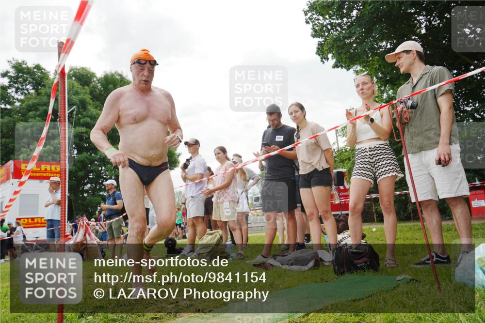 21.06.2026 - 29. Vierlanden-Triathlon LAZAROV Photography http://msf.ph/oto/9841154 21.06.2026 11:19:21 Schwimmen 900 meine-sportfotos.de